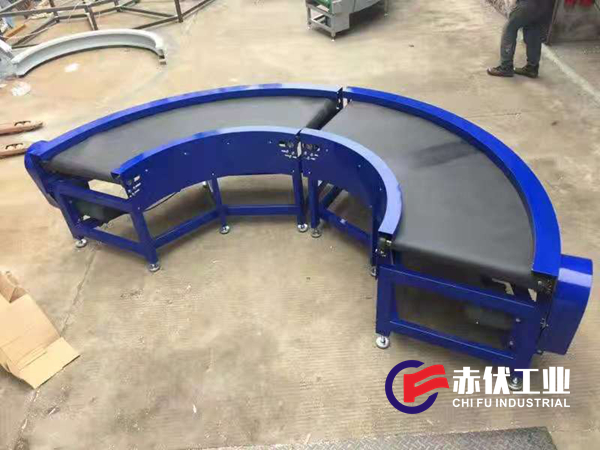 90度皮帶式轉(zhuǎn)彎機(jī)(圖1)