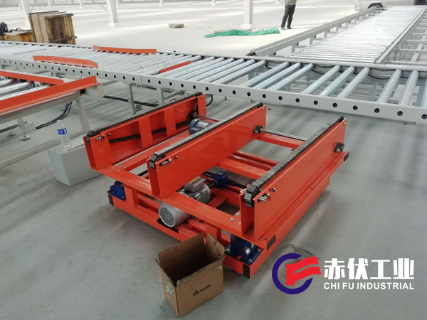 升降輸送機(jī)CF-002(圖1)